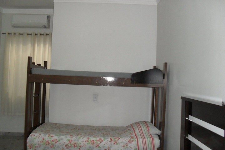 Room 4 of 26