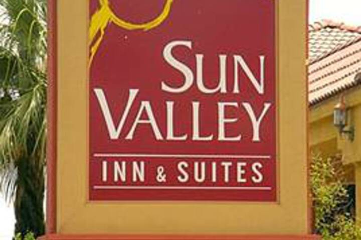 Sun Valley Inn &  Suites in El Centro, CA