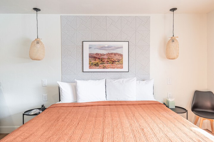 Room 28 of 120