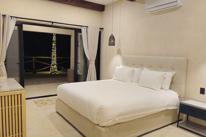 Room 26 of 66