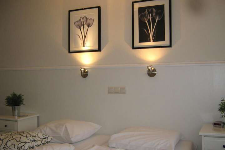 Room 12 of 52