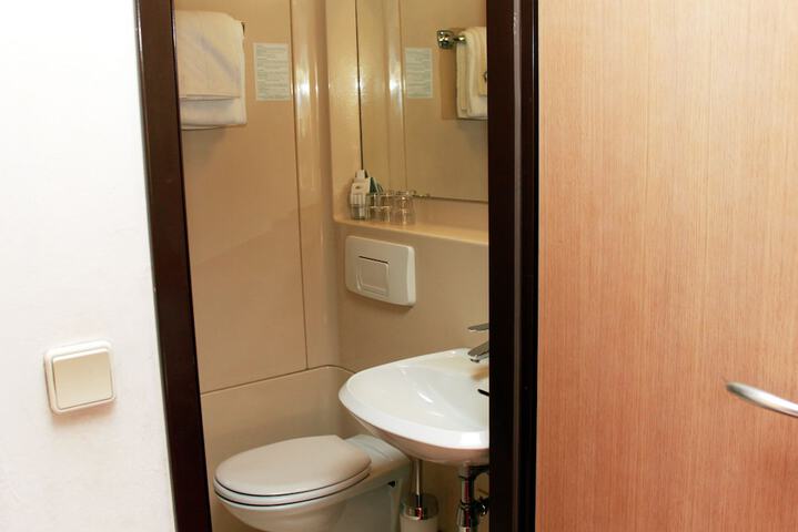 Clean Restrooms