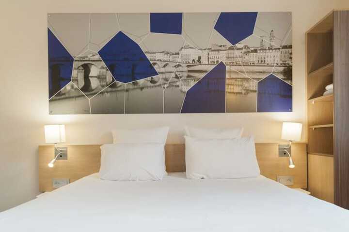 Room 21 of 140