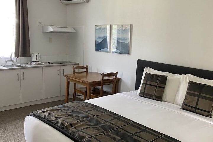 Room 21 of 62
