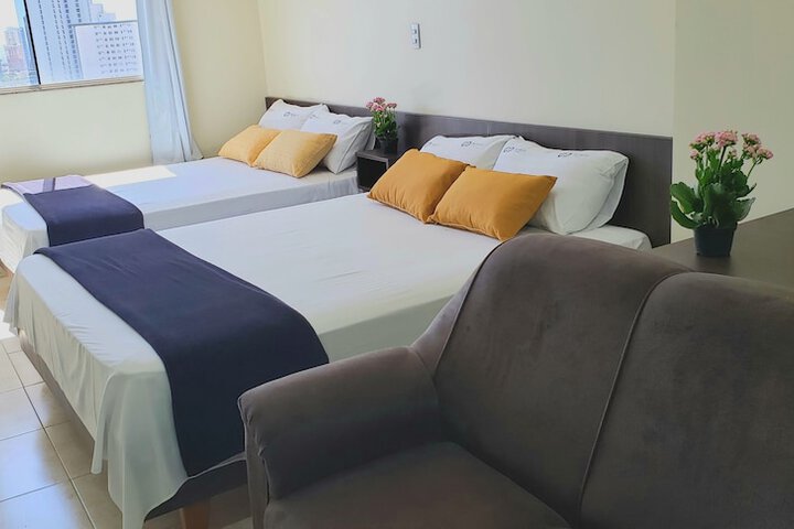 Room 10 of 34