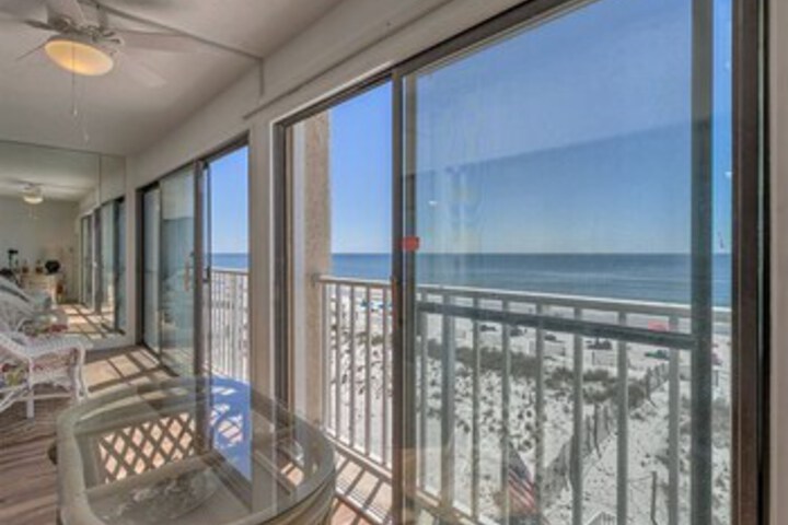 Terrace/Patio 5 of 25