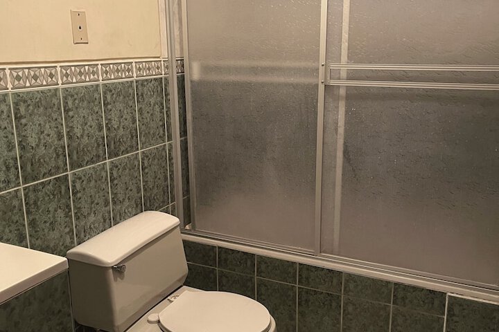 Room 42 of 69