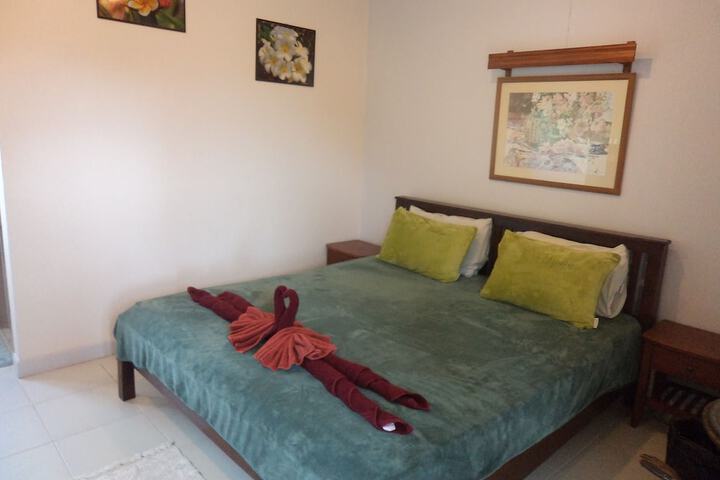Room 3 of 30