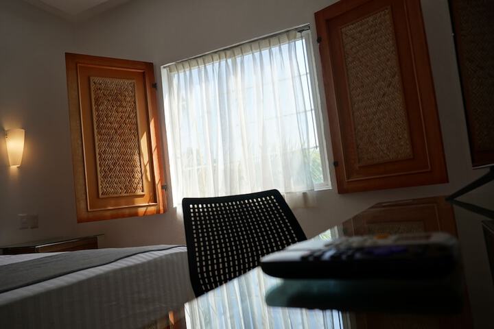 Room 13 of 46
