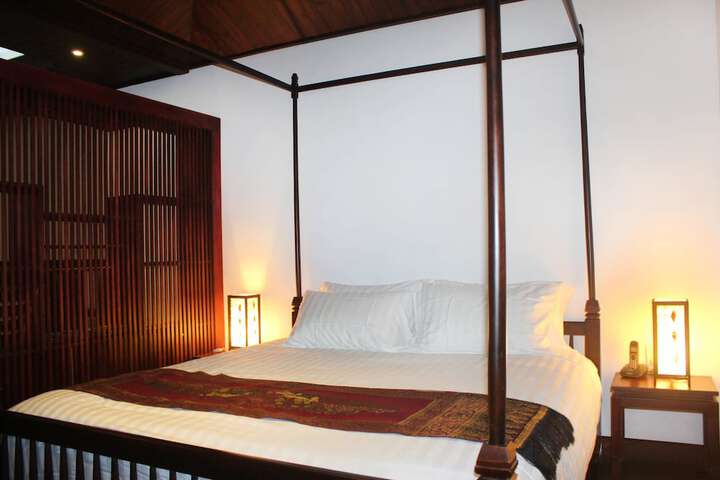 Room 12 of 52