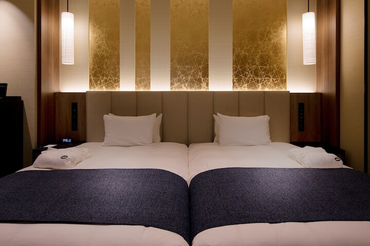 Room 11 of 87