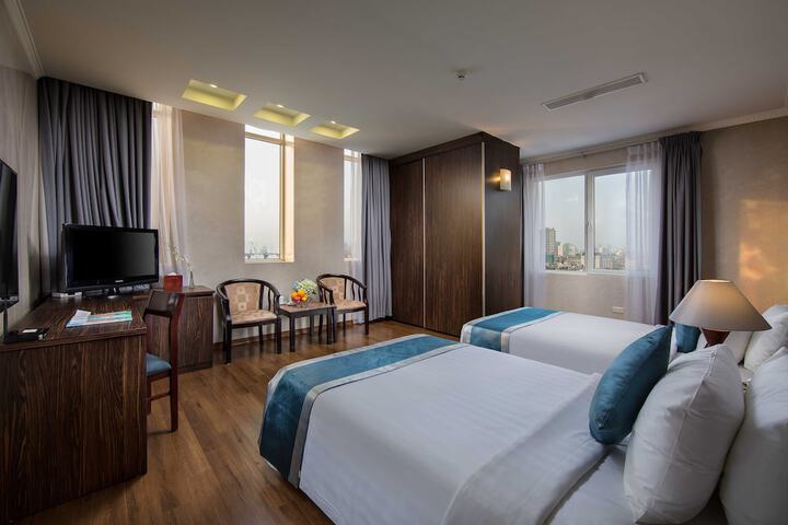 Room 14 of 45