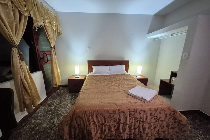 Room 5 of 19