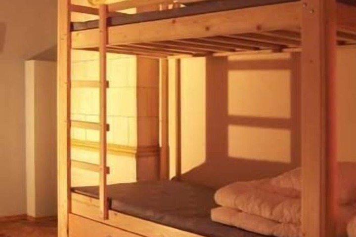 Room 7 of 37