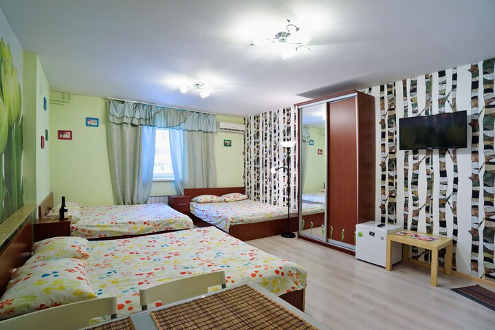 Room 13 of 97