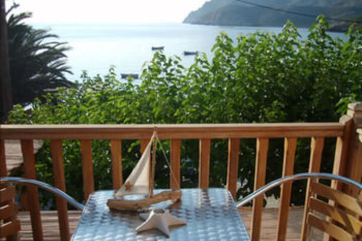 Terrace/Patio 4 of 10