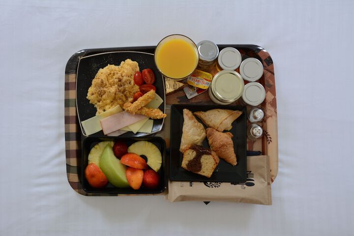 Breakfast/Coffee Service 9 of 18