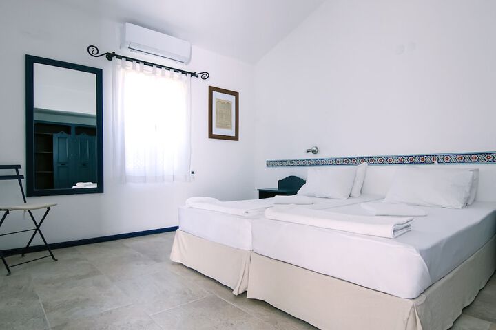Room 10 of 71