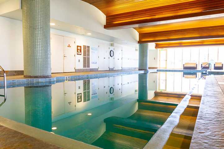 Pool 30 of 69