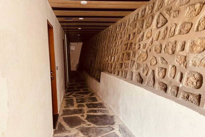 Ballroom/Hall 40 of 58