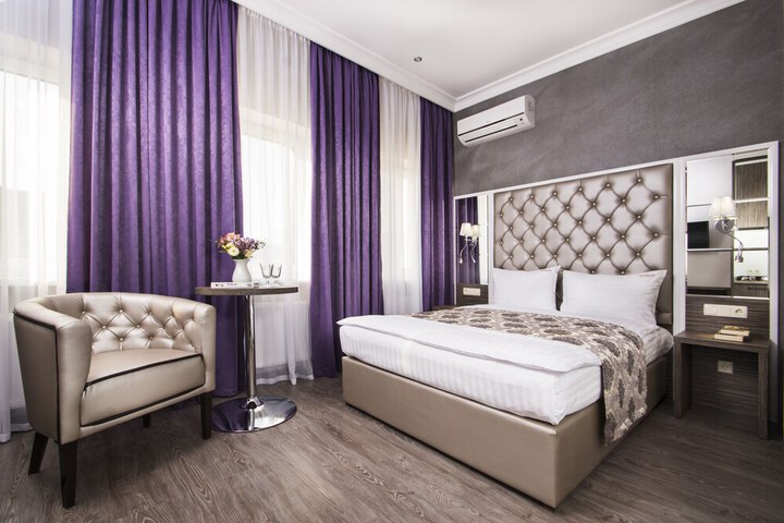 Room 26 of 52