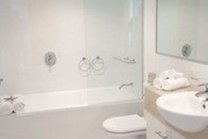 Room 2 of 22