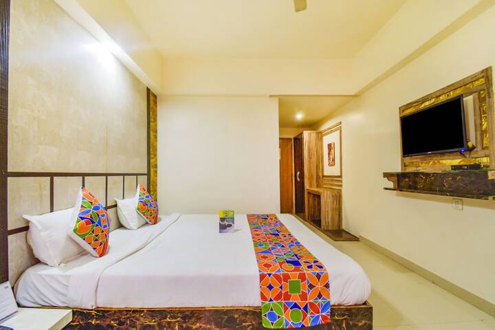 Room 10 of 24