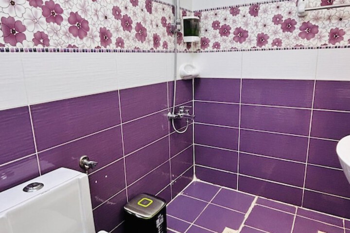 Room 46 of 60