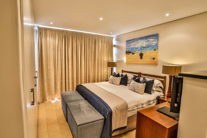 Room 15 of 73