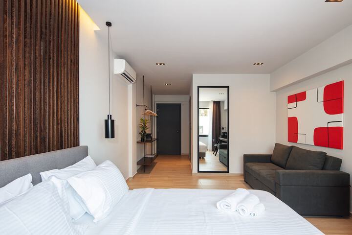 Room 6 of 110