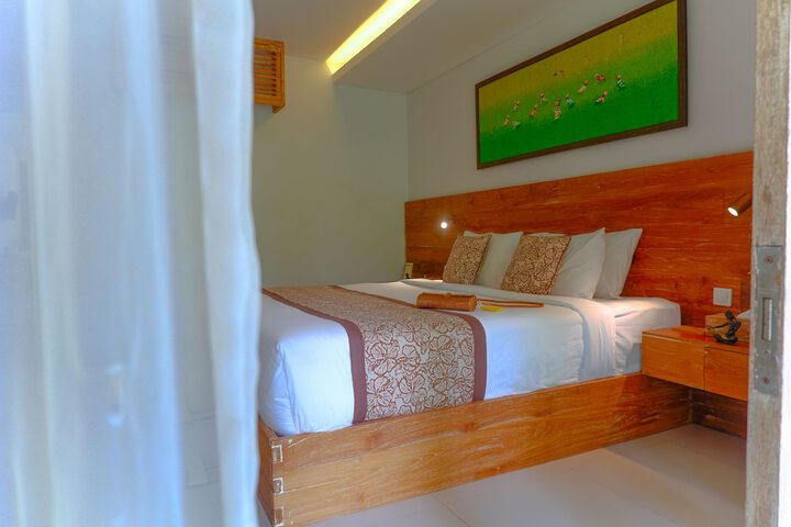 Room 6 of 96