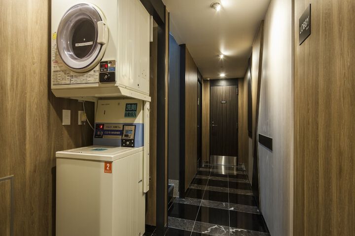 Room 29 of 64