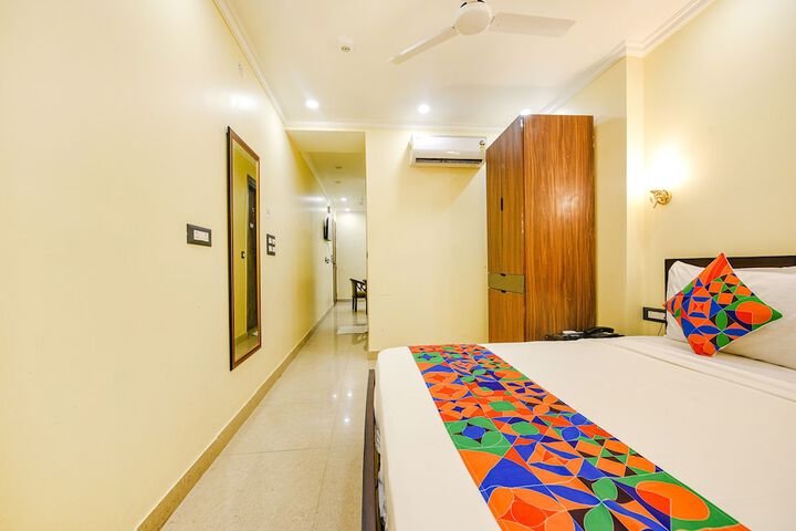 Room 15 of 35