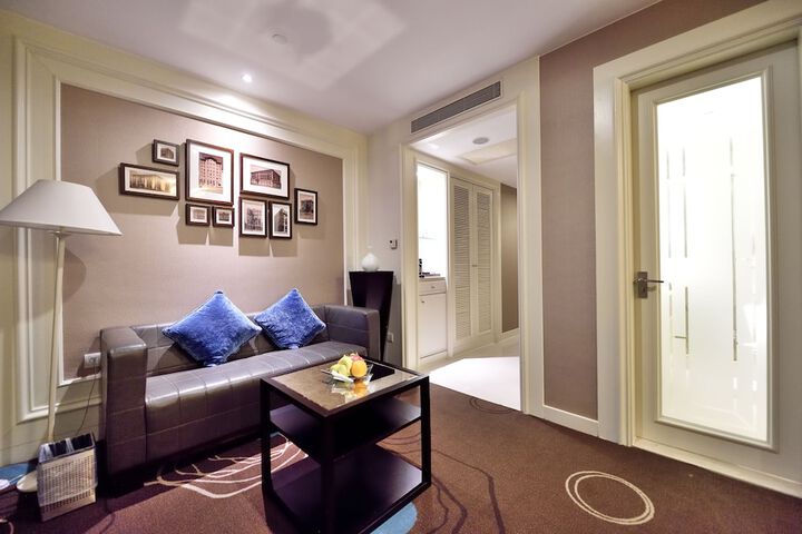 Room 32 of 114