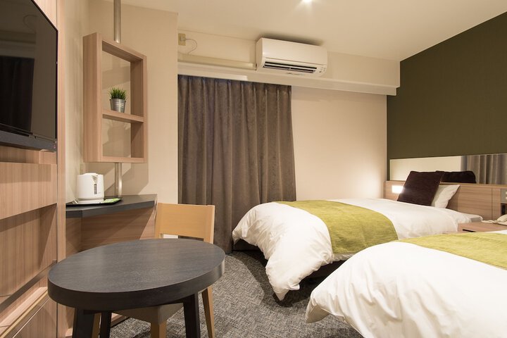 Room 15 of 57
