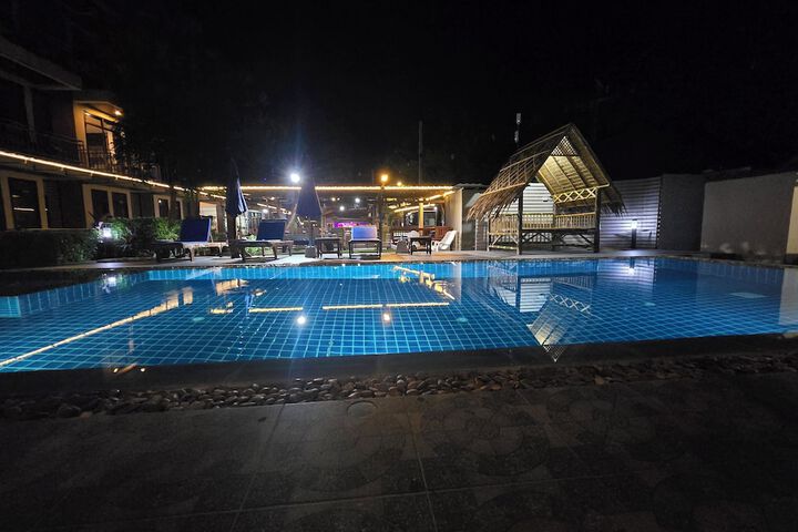 Pool 54 of 77