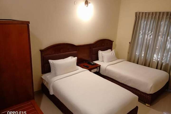 Room 37 of 70