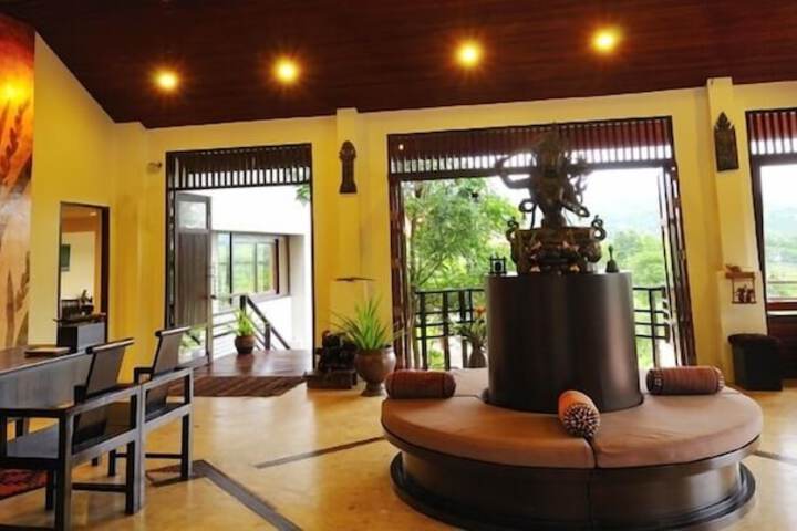 Lobby Photos