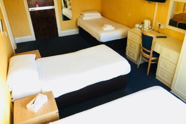 Room 45 of 139