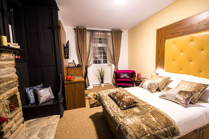 Room 14 of 43