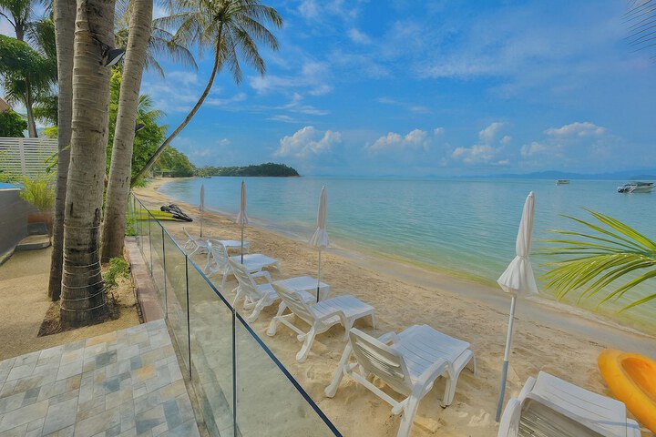 Beach 65 of 72