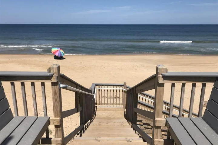 Beach 11 of 18
