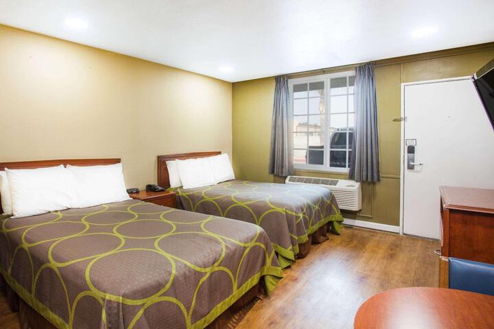 1 King Bed (1 of 9)