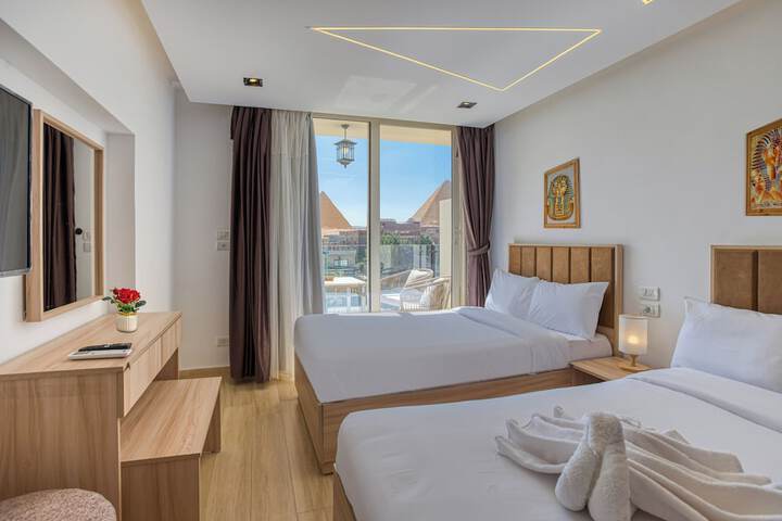 Room 19 of 32