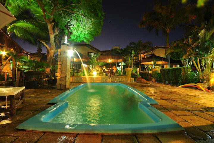 Hotel Pool