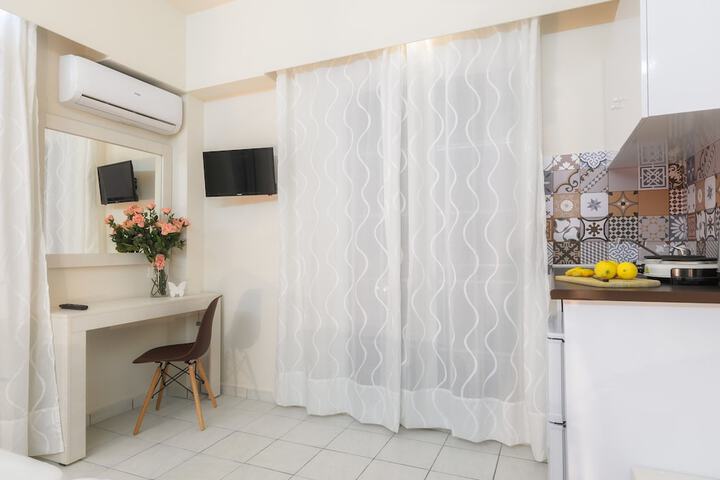 Room 47 of 89