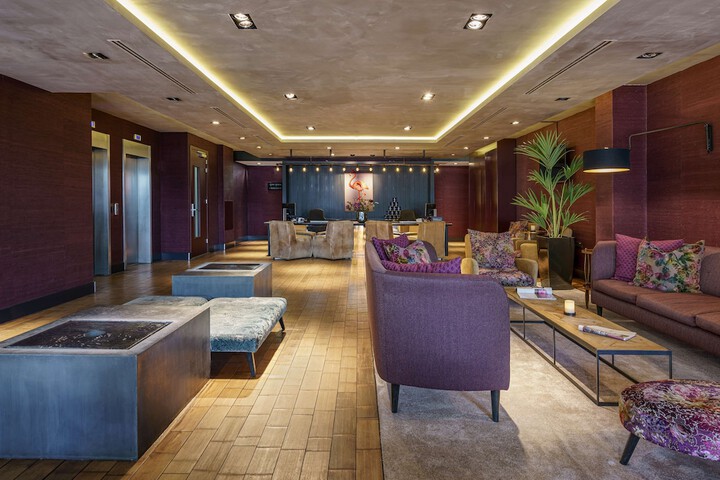 Hotel Interior 5 of 152