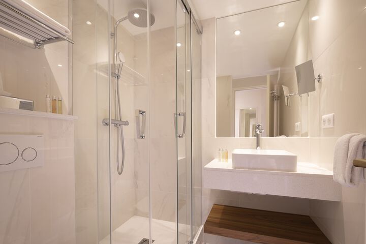 Clean Restrooms