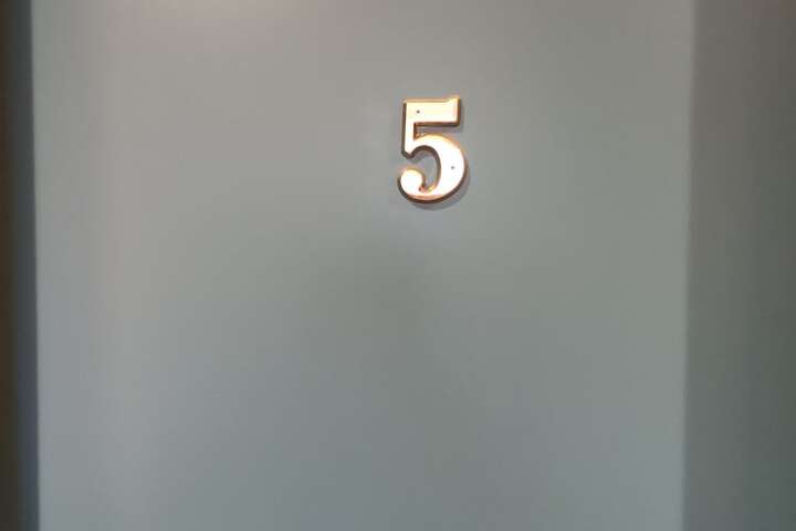 Room 43 of 116