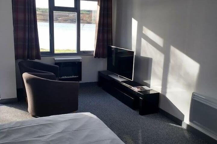 Room 2 of 12